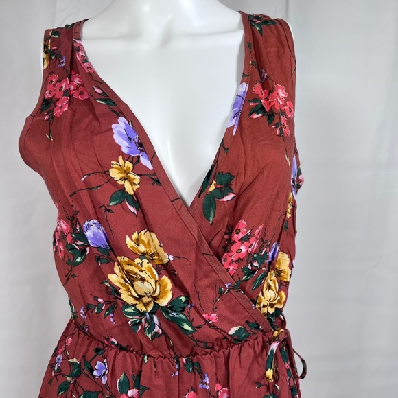 LUSH Rust Floral Print Wrap Dress size Small - Picture 2 of 6